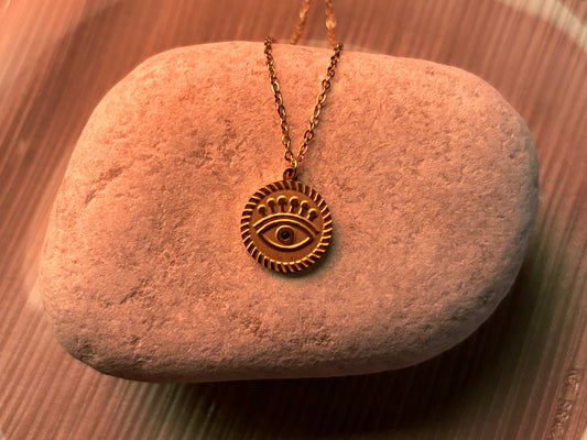 Third eye pendant
