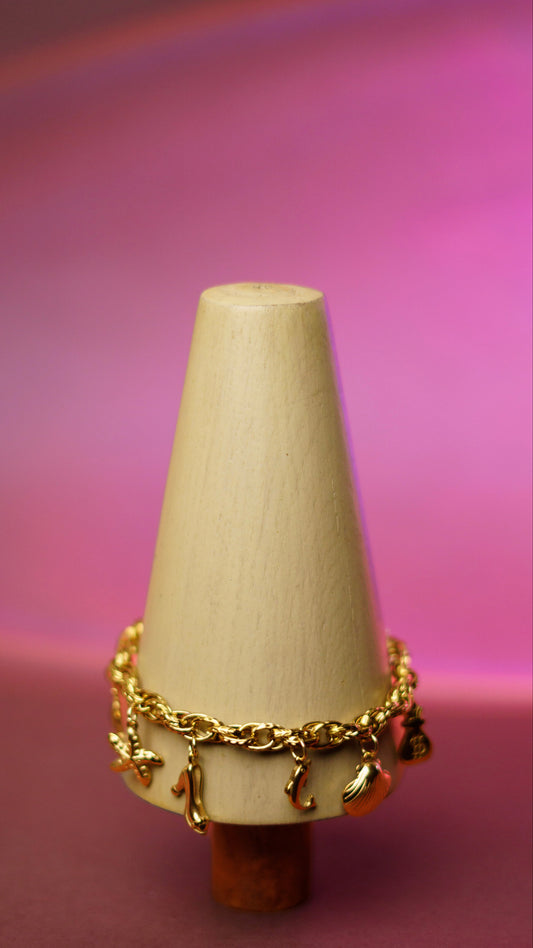 The glam girl bracelet