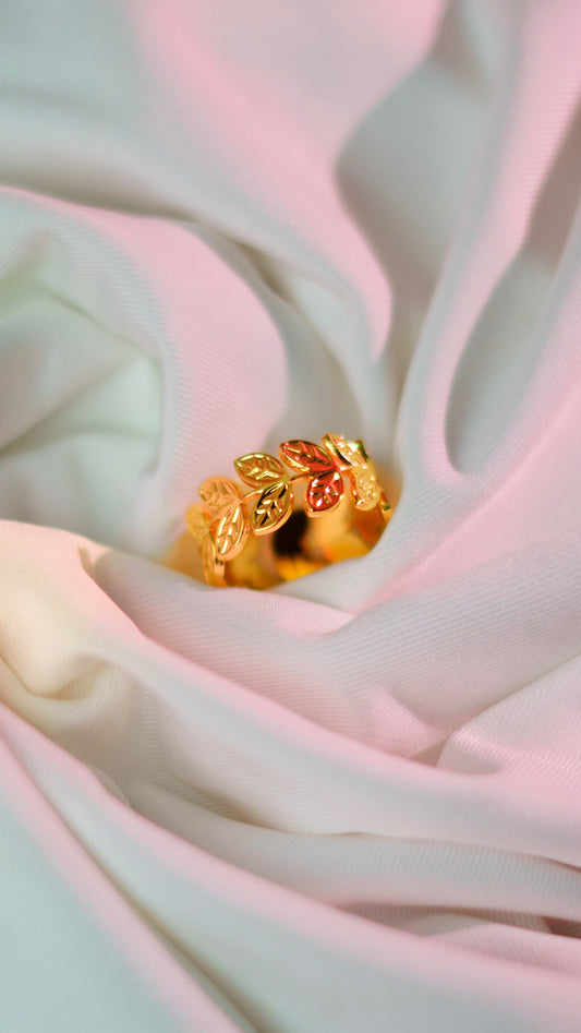 Golden leaf ring